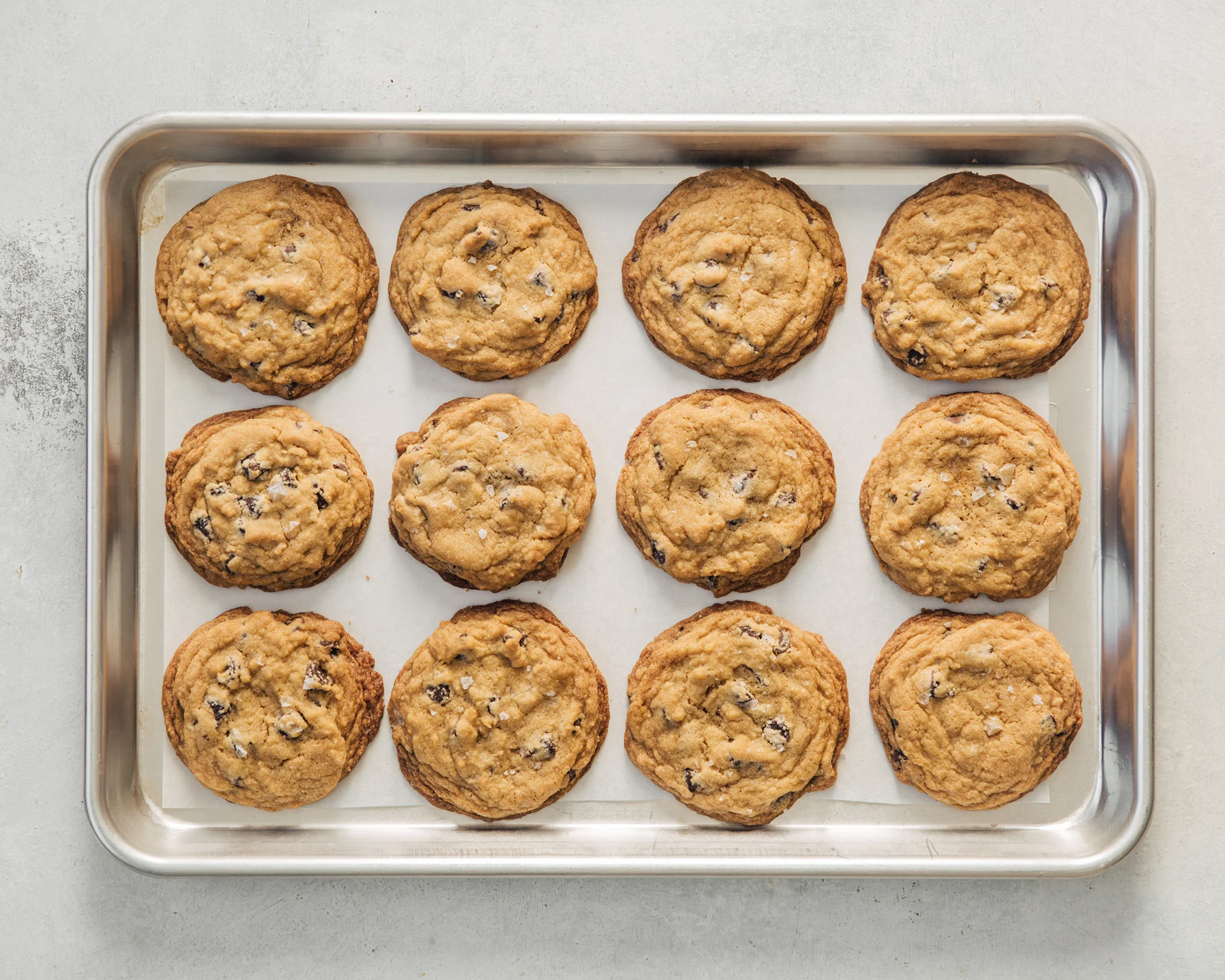 Parchment Paper vs. Silicone Baking Mats for Cookies
